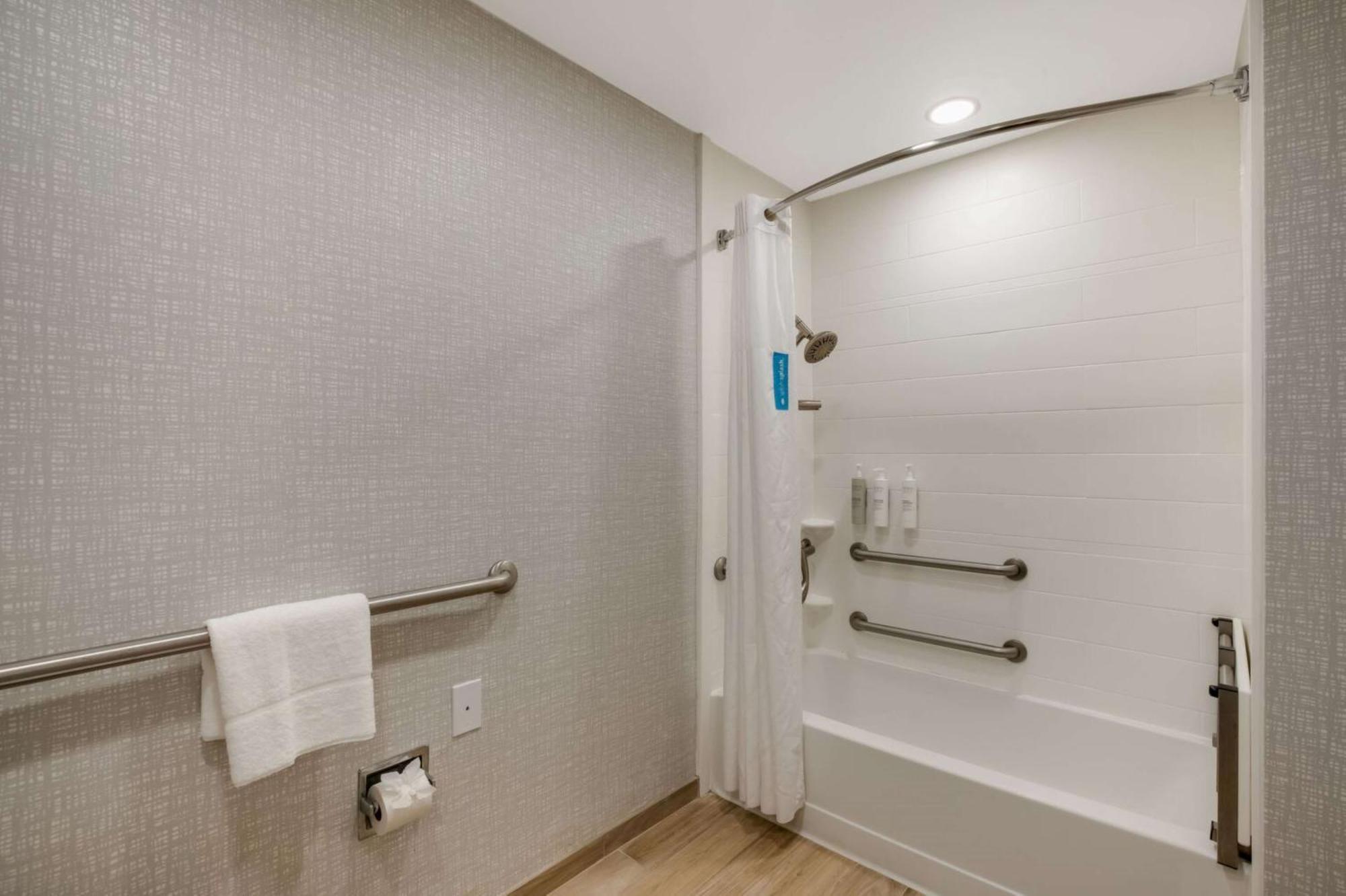 Hampton Inn Philadelphia/Willow Grove Exterior foto